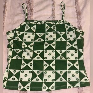 Lisa Says Gah Green and White Graphic Crop Camisole